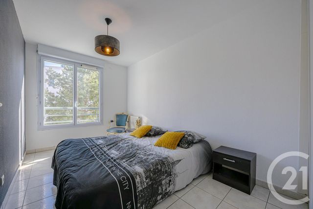 Appartement F4 à vendre - 4 pièces - 84.24 m2 - RUMILLY - 74 - RHONE-ALPES - Century 21 Confiance Services