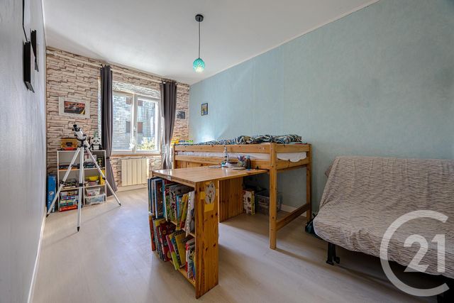 Appartement F3 à vendre - 3 pièces - 53.94 m2 - RUMILLY - 74 - RHONE-ALPES - Century 21 Confiance Services