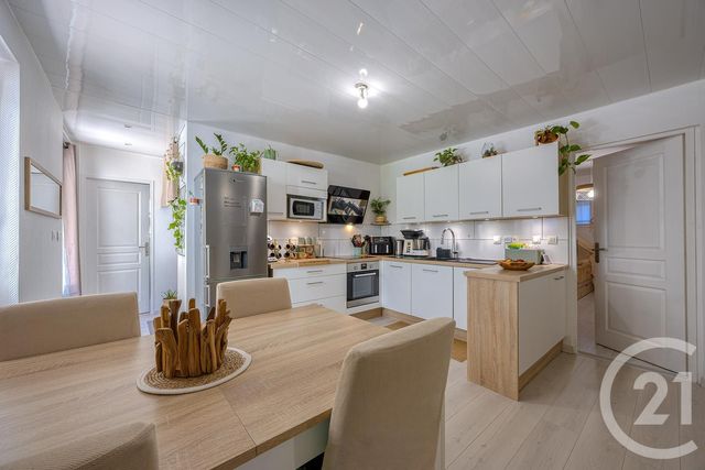 Appartement F3 à vendre - 3 pièces - 57.11 m2 - RUMILLY - 74 - RHONE-ALPES - Century 21 Confiance Services