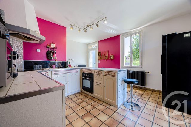 Appartement T4 à vendre - 5 pièces - 103.0 m2 - RUMILLY - 74 - RHONE-ALPES - Century 21 Confiance Services