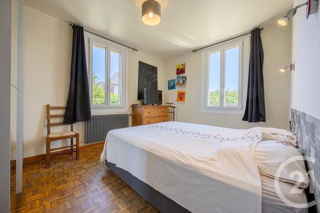Appartement T4 à vendre - 5 pièces - 103.0 m2 - RUMILLY - 74 - RHONE-ALPES - Century 21 Confiance Services