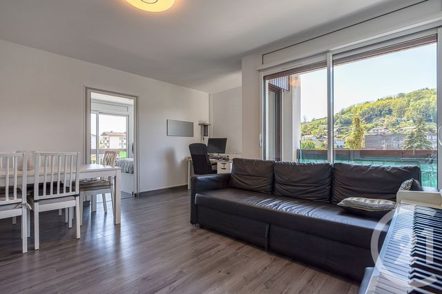 Appartement F4 à vendre - 4 pièces - 73.3 m2 - RUMILLY - 74 - RHONE-ALPES - Century 21 Confiance Services