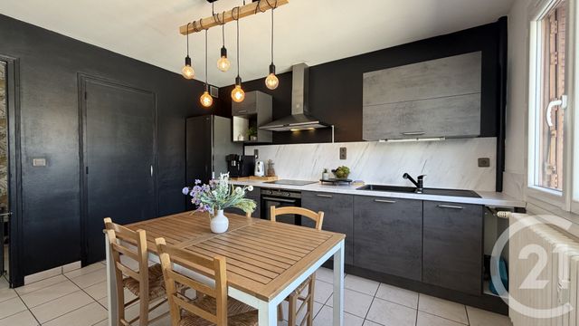 Appartement F4 à vendre - 4 pièces - 92.4 m2 - RUMILLY - 74 - RHONE-ALPES - Century 21 Confiance Services