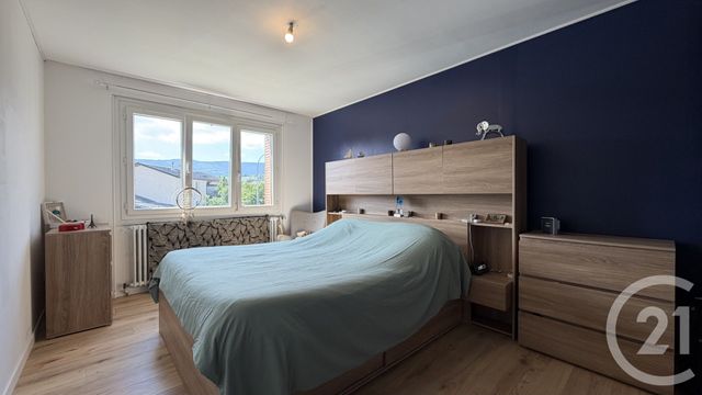 Appartement F4 à vendre - 4 pièces - 92.4 m2 - RUMILLY - 74 - RHONE-ALPES - Century 21 Confiance Services