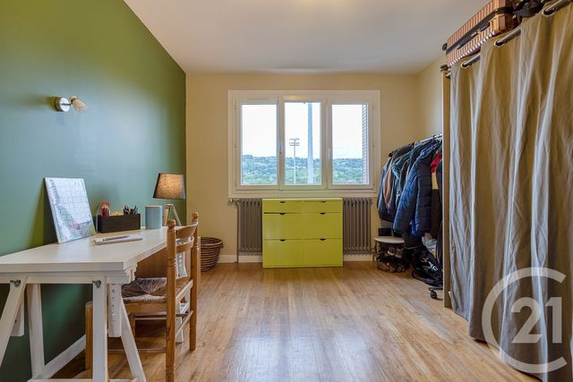 Appartement F4 à vendre - 4 pièces - 92.4 m2 - RUMILLY - 74 - RHONE-ALPES - Century 21 Confiance Services