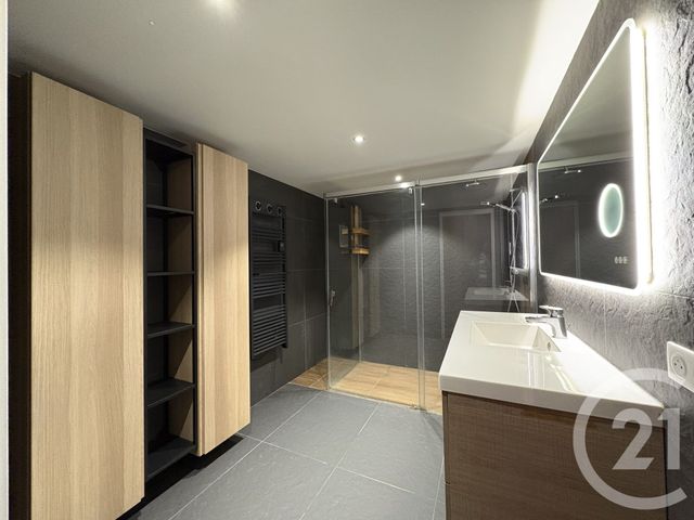 maison à louer - 4 pièces - 101.46 m2 - RUMILLY - 74 - RHONE-ALPES - Century 21 Confiance Services