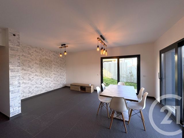 maison à louer - 4 pièces - 101.46 m2 - RUMILLY - 74 - RHONE-ALPES - Century 21 Confiance Services