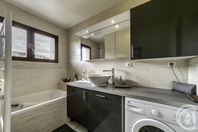 Appartement F3 à vendre - 3 pièces - 67.95 m2 - RUMILLY - 74 - RHONE-ALPES - Century 21 Confiance Services