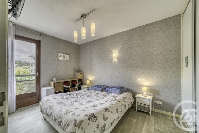 Appartement F3 à vendre - 3 pièces - 67.95 m2 - RUMILLY - 74 - RHONE-ALPES - Century 21 Confiance Services
