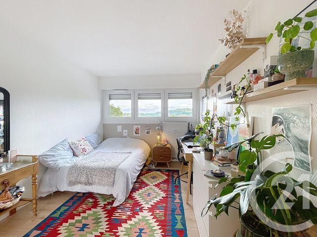 Appartement F4 à vendre - 4 pièces - 80.05 m2 - RUMILLY - 74 - RHONE-ALPES - Century 21 Confiance Services