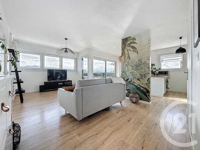 Appartement F4 à vendre - 4 pièces - 80.05 m2 - RUMILLY - 74 - RHONE-ALPES - Century 21 Confiance Services