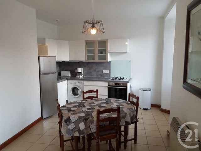 Appartement T2 à louer - 2 pièces - 43.0 m2 - RUMILLY - 74 - RHONE-ALPES - Century 21 Confiance Services