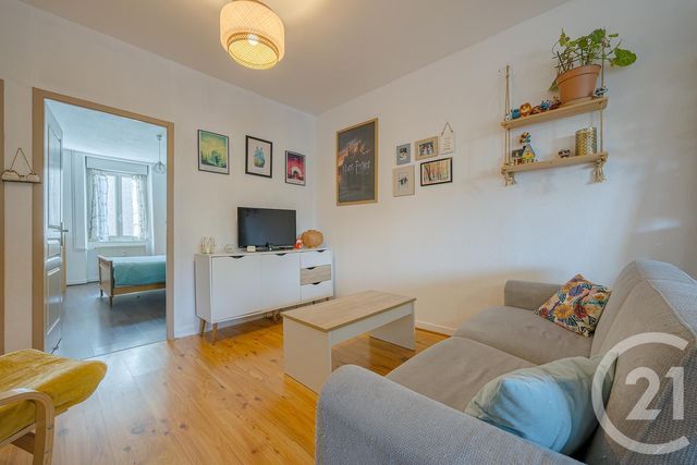 Appartement F3 à vendre - 3 pièces - 68.8 m2 - RUMILLY - 74 - RHONE-ALPES - Century 21 Confiance Services