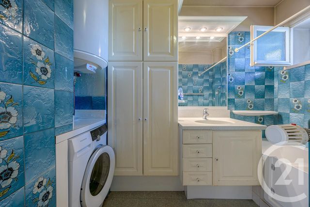 Appartement T3 à vendre - 3 pièces - 58.0 m2 - RUMILLY - 74 - RHONE-ALPES - Century 21 Confiance Services