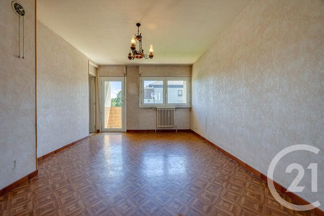 Appartement T3 à vendre - 3 pièces - 58.0 m2 - RUMILLY - 74 - RHONE-ALPES - Century 21 Confiance Services