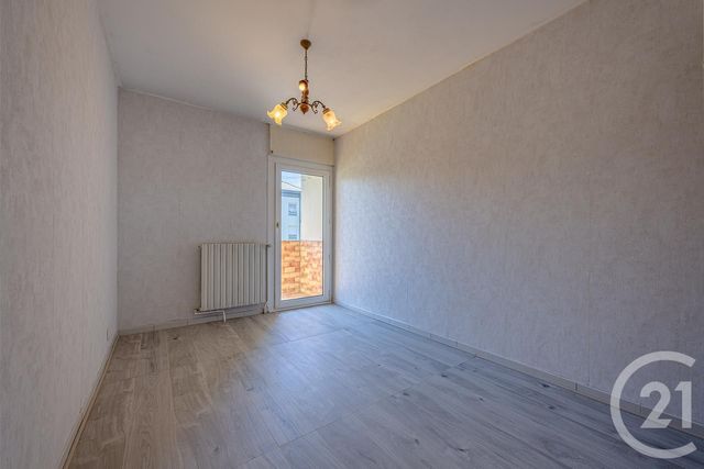 Appartement T3 à vendre - 3 pièces - 58.0 m2 - RUMILLY - 74 - RHONE-ALPES - Century 21 Confiance Services