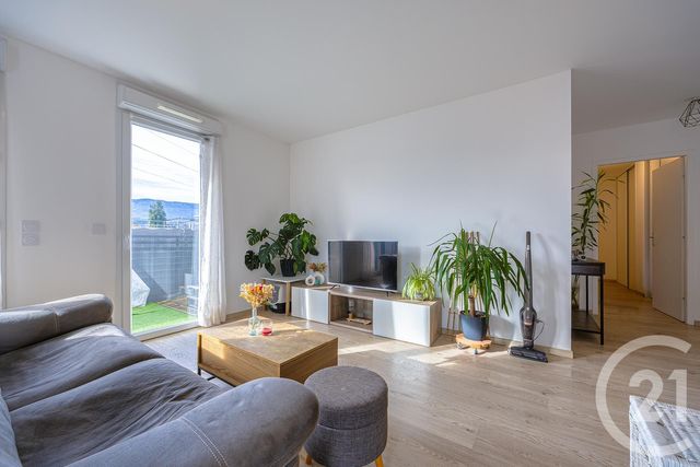 Appartement F4 à vendre - 4 pièces - 78.69 m2 - SALES - 74 - RHONE-ALPES - Century 21 Confiance Services