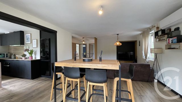 Afficher la photo en grand Appartement T3 à vendre - 3 pièces - 79.0 m2 - ALBY SUR CHERAN - 74 - RHONE-ALPES - Century 21 Confiance Services