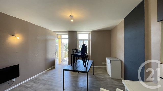 Appartement F5 à vendre - 5 pièces - 81.4 m2 - RUMILLY - 74 - RHONE-ALPES - Century 21 Confiance Services