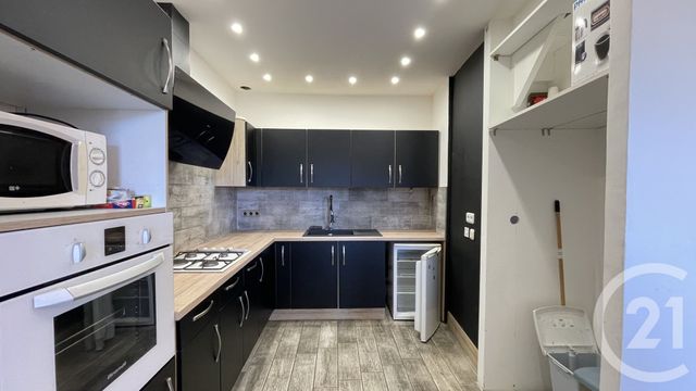 Appartement F5 à vendre - 5 pièces - 81.4 m2 - RUMILLY - 74 - RHONE-ALPES - Century 21 Confiance Services