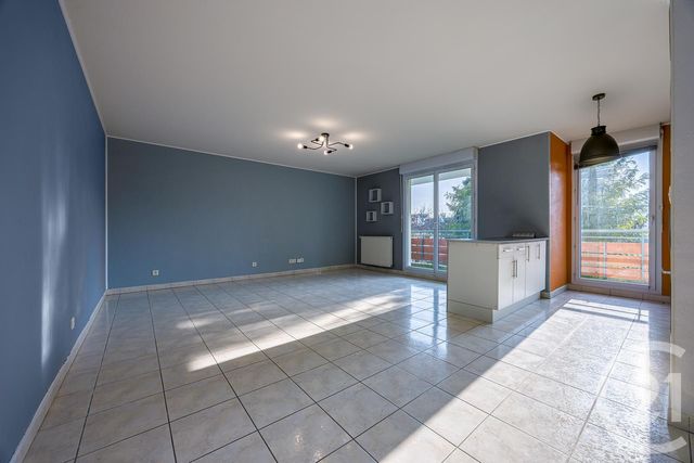 Appartement F3 à vendre - 3 pièces - 63.17 m2 - RUMILLY - 74 - RHONE-ALPES - Century 21 Confiance Services