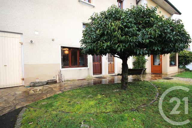 Appartement T2 à louer - 2 pièces - 37.05 m2 - RUMILLY - 74 - RHONE-ALPES - Century 21 Confiance Services