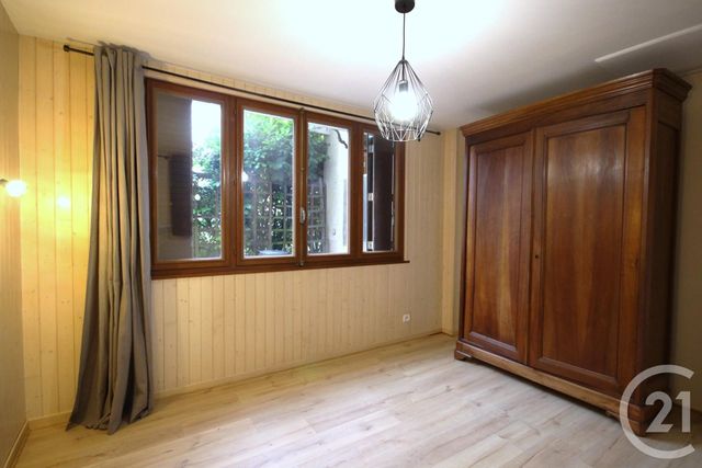 Appartement T2 à louer - 2 pièces - 37.05 m2 - RUMILLY - 74 - RHONE-ALPES - Century 21 Confiance Services