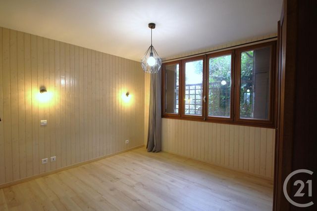 Appartement T2 à louer - 2 pièces - 37.05 m2 - RUMILLY - 74 - RHONE-ALPES - Century 21 Confiance Services