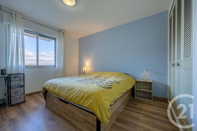 Appartement T4 à vendre - 5 pièces - 99.85 m2 - RUMILLY - 74 - RHONE-ALPES - Century 21 Confiance Services