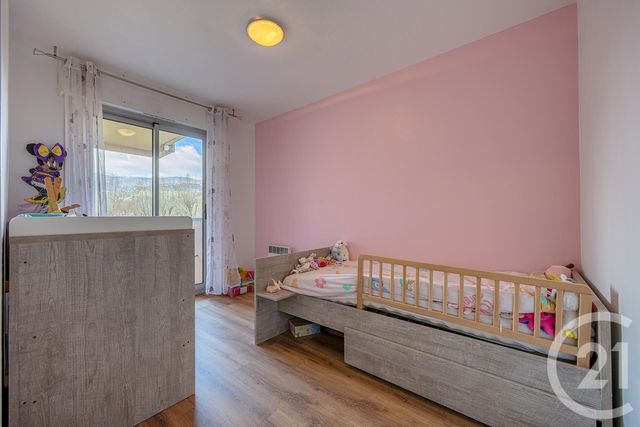 Appartement T4 à vendre - 5 pièces - 99.85 m2 - RUMILLY - 74 - RHONE-ALPES - Century 21 Confiance Services