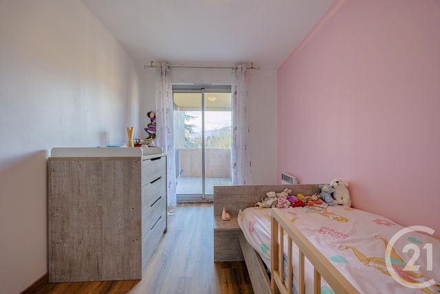 Appartement T4 à vendre - 5 pièces - 99.85 m2 - RUMILLY - 74 - RHONE-ALPES - Century 21 Confiance Services