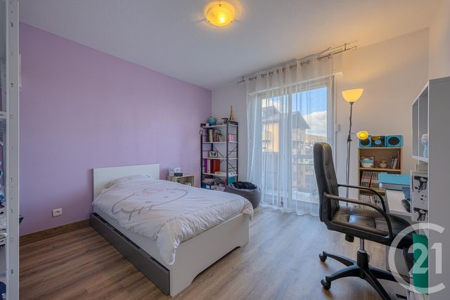 Appartement T4 à vendre - 5 pièces - 99.85 m2 - RUMILLY - 74 - RHONE-ALPES - Century 21 Confiance Services