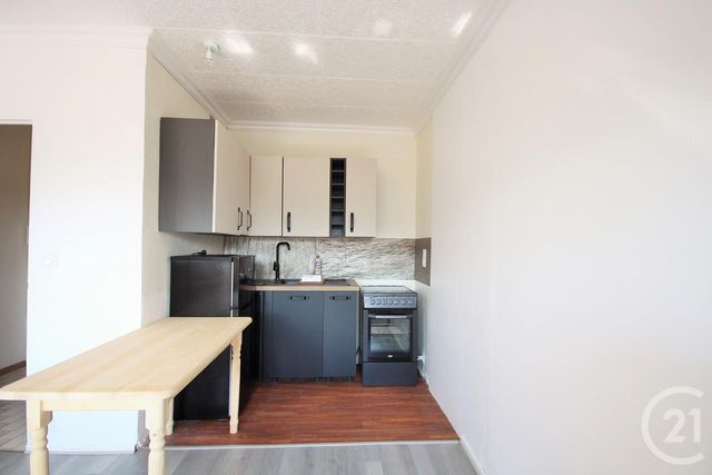 Appartement T1 à louer - 1 pièce - 30.0 m2 - RUMILLY - 74 - RHONE-ALPES - Century 21 Confiance Services