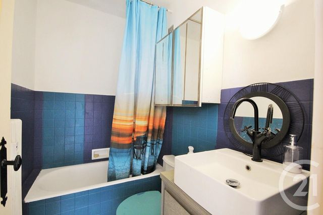 Appartement T1 à louer - 1 pièce - 30.0 m2 - RUMILLY - 74 - RHONE-ALPES - Century 21 Confiance Services