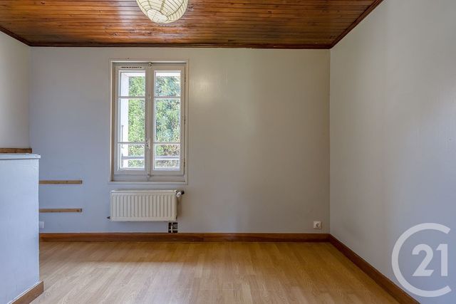 Appartement F5 à vendre - 5 pièces - 80.0 m2 - RUMILLY - 74 - RHONE-ALPES - Century 21 Confiance Services