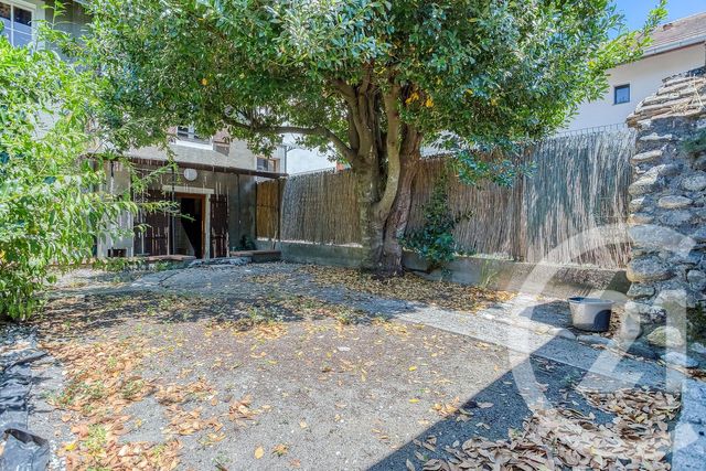 Appartement F5 à vendre - 5 pièces - 80.0 m2 - RUMILLY - 74 - RHONE-ALPES - Century 21 Confiance Services