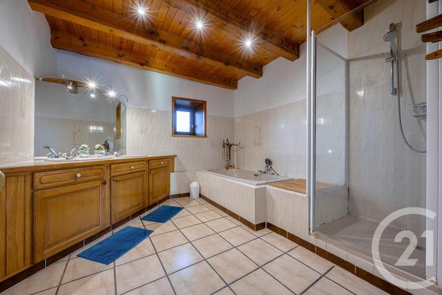 maison à vendre - 8 pièces - 208.95 m2 - MASSINGY - 74 - RHONE-ALPES - Century 21 Confiance Services