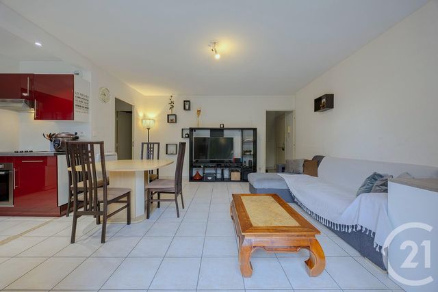 Appartement F3 à vendre - 3 pièces - 63.01 m2 - RUMILLY - 74 - RHONE-ALPES - Century 21 Confiance Services