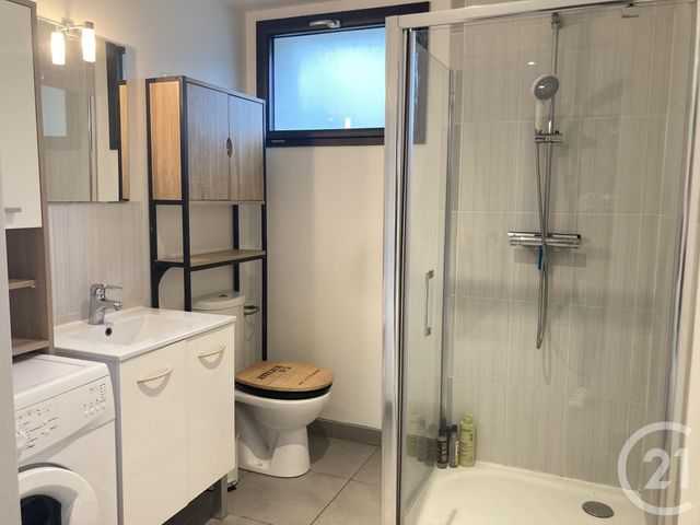 Appartement T3 à louer - 3 pièces - 47.0 m2 - RUMILLY - 74 - RHONE-ALPES - Century 21 Confiance Services