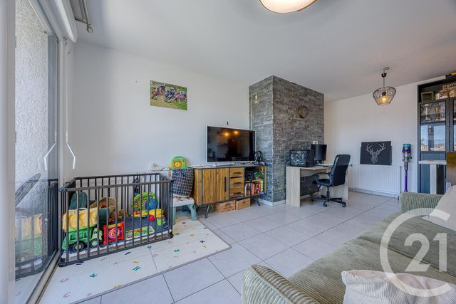 Appartement T2 à vendre - 2 pièces - 45.56 m2 - VALLIERES - 74 - RHONE-ALPES - Century 21 Confiance Services