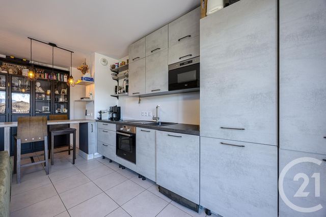 Appartement T2 à vendre - 2 pièces - 45.56 m2 - VALLIERES - 74 - RHONE-ALPES - Century 21 Confiance Services