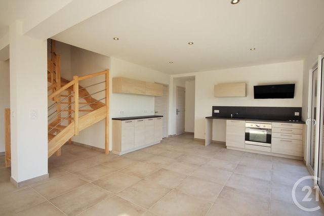 maison à louer - 5 pièces - 118.21 m2 - HAUTEVILLE SUR FIER - 74 - RHONE-ALPES - Century 21 Confiance Services