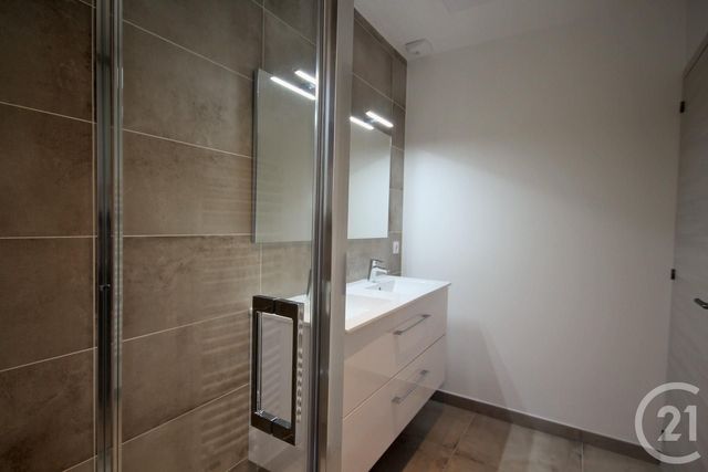 maison à louer - 5 pièces - 118.21 m2 - HAUTEVILLE SUR FIER - 74 - RHONE-ALPES - Century 21 Confiance Services