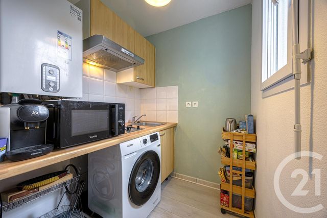 Appartement T2 à vendre - 2 pièces - 42.05 m2 - RUMILLY - 74 - RHONE-ALPES - Century 21 Confiance Services