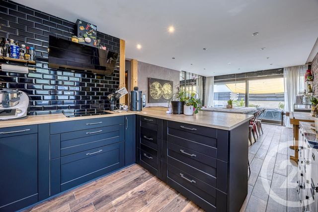 Appartement F5 à vendre - 5 pièces - 97.98 m2 - RUMILLY - 74 - RHONE-ALPES - Century 21 Confiance Services