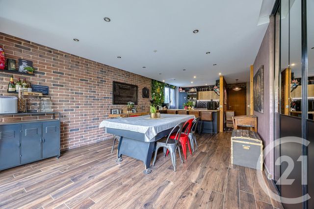 Appartement F5 à vendre - 5 pièces - 97.98 m2 - RUMILLY - 74 - RHONE-ALPES - Century 21 Confiance Services