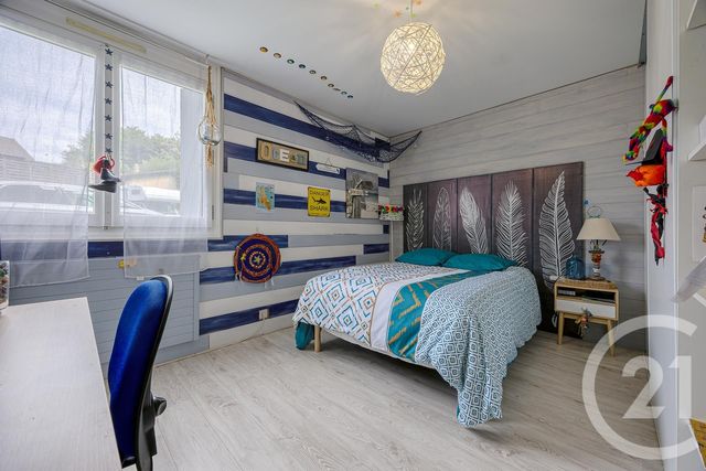 Appartement F5 à vendre - 5 pièces - 97.98 m2 - RUMILLY - 74 - RHONE-ALPES - Century 21 Confiance Services