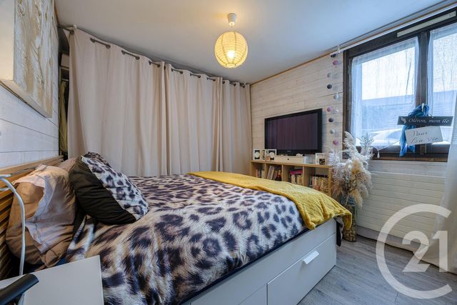 Appartement F5 à vendre - 5 pièces - 97.98 m2 - RUMILLY - 74 - RHONE-ALPES - Century 21 Confiance Services