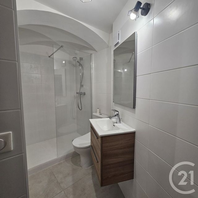 Appartement T2 à louer - 2 pièces - 33.6 m2 - RUMILLY - 74 - RHONE-ALPES - Century 21 Confiance Services