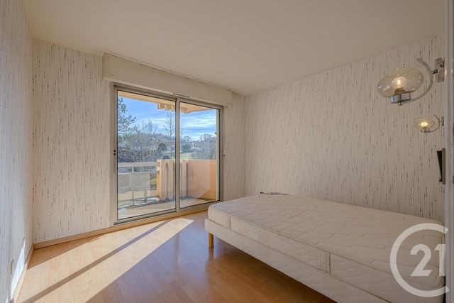 Appartement F3 à vendre - 3 pièces - 102.0 m2 - RUMILLY - 74 - RHONE-ALPES - Century 21 Confiance Services